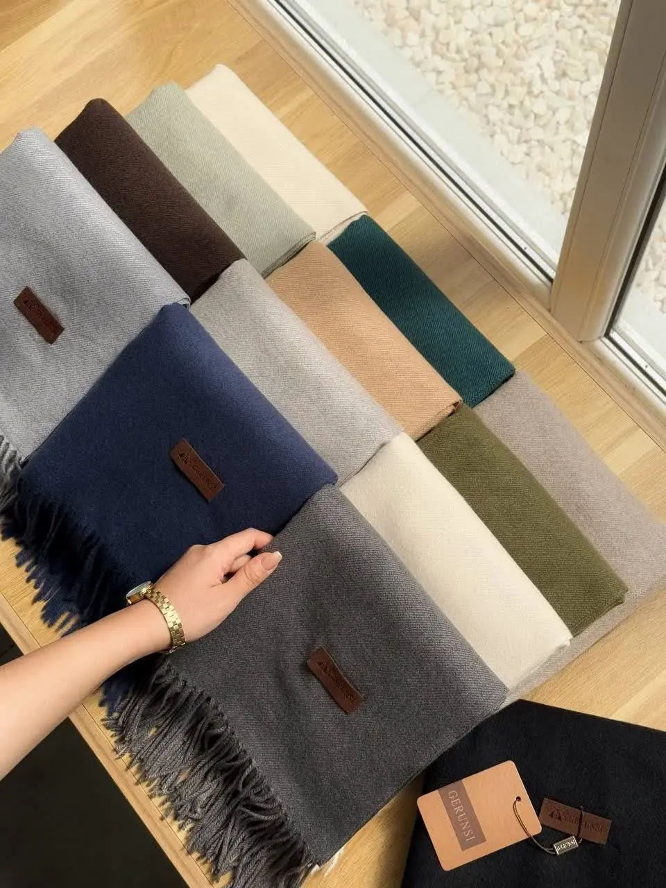 3584-شال موهر نورین